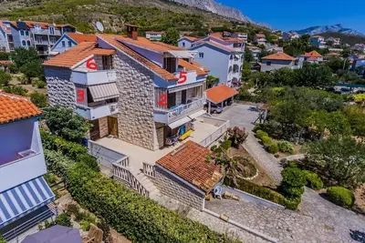 Image de Appartement dans Dugi Rat avec vue mer, Balcon, Climatisation, Wifi (5132-6)