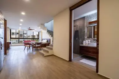 Awesome Penthouse w/ Private Pool • Moots 302
