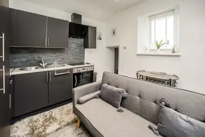 Image de Cottage-Moderne-Douche-Vue sur Rue-Free parking