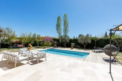 Image de Superbe Villa Provençale - Piscine - 3 chambres - Climatisation