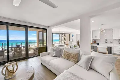 Image de Condo with Fantastic Views(Reduced Rate for March)