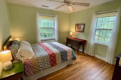 Image de The House on Rose Hill - Downtown C-Ville Living