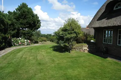 Image de The Wiesenhof, with a wonderful view of the mudflats in Kampen's top location