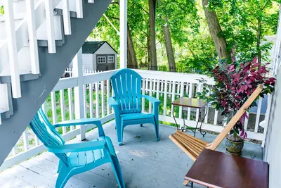 Image de New - Mins to Concord \/Nashua - Full Fenced Backyard- 1st Floor- Laundry in unit