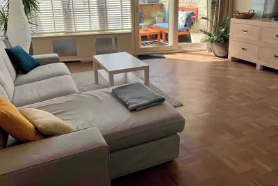 Image de Spacious apartment within walking distance of the beach