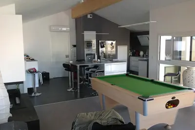 Image de Jolie Maison Contemporaine Avec Piscine et Spa