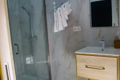 Image de Luxurious Unit In Martha's Place Ghana: #7