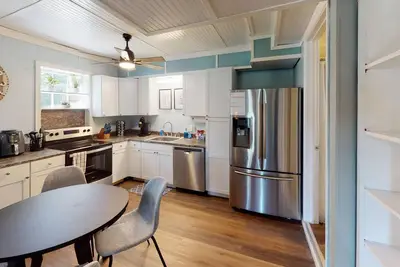 Image de 5br Combo Stay | Hot Tub, Grill, Extended Stays