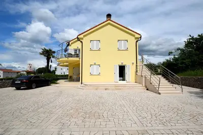 Image de Appartement Luka 2 avec balcon