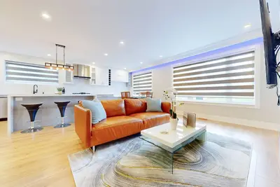 Image de Gorgeous 5 Bedroom Home in North York