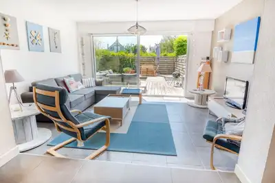 Image de Charmante maison, plage à pied, jardin, toute équipée par Groom*