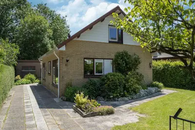 Maison de vacances avec piscine partagיe