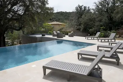 Image de Noscia Nivaledda - Maison en pierre, avec piscine proche de Porto-Vecchio