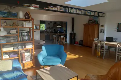Image de maison individuelle proche de la mer