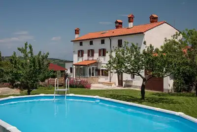 Image de Boutique House Rustikana with pool Korte