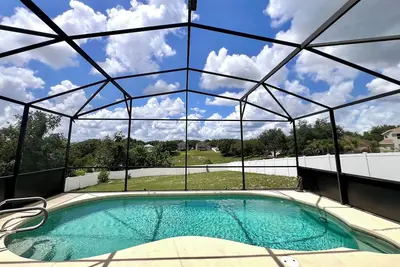 Image de Scenic Views Private Pool in Spacious Home.