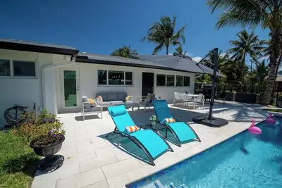 Image de Retraite exécutive: piscine privée, 4 couchages, animaux acceptés