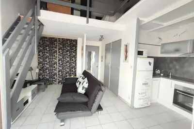 Image de Bel appartement T2 avec mezzanine, piscine, parking, plage à 8 mn