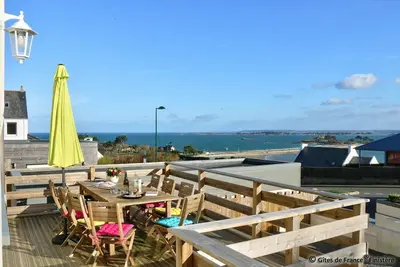 Image de La maison de la plage « vue exceptionnelle sur la mer » à 300 m de la plage.