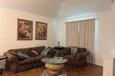Image de Austin, Tx suburb in the Heart of Cedar Park, Toddler friendly 4 bedroom home.