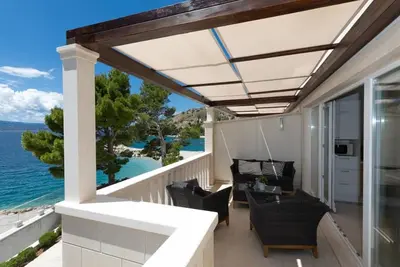 Image de Apartment 1 with big terrace, sea view and a shared swimming pool