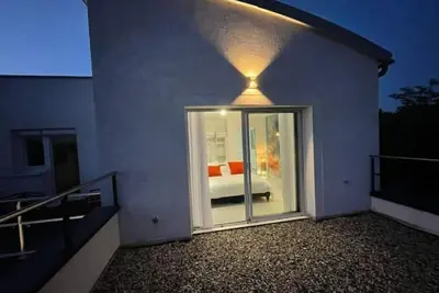 Image de Villa Le Millenium avec Spa intérieur et piscine