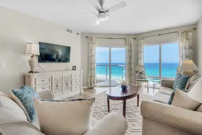 Image de ⛱️Beach Front-Amazing Views-Comm. Pool+Hot Tub-Emerald Isle 704