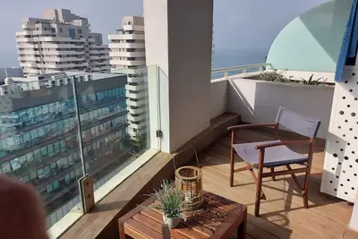 Image de Magnifique studio (72m2-11ème etg) à Casablanca Marina vue Mer et Mosquée