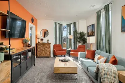 Image de 2br/1ba Home|Weekend Getaway|Quiet Area|Near Ku