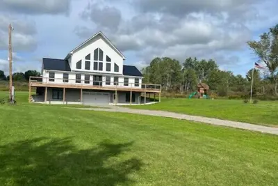 Image de Luna's Loft - Modern Country Home with Hot Tub