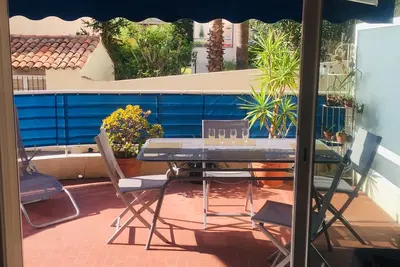 Image de Coquet appartement avec terrasse à 100 mètres des plages et activités nautiques