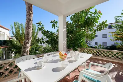 Image de 1aur 04 - Appartement de 3 chambres avec terrasse près de la plage de Calella de Palafrugell