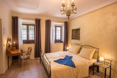 Image de Romantic Superior Studio for 3 in the city of the sun