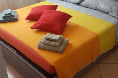 Image de Cozy 5 minutes from the Fair, in a residential area, convenient to the center