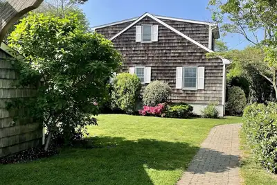 Image de Shangri La in Bay Head, Nj