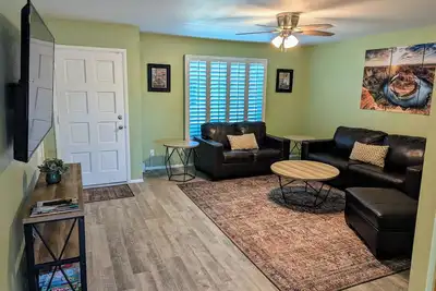 Image de Townhome steps to park & lake w/ big patio, no stairs