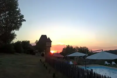 Image de La Vallée de Marcousin, Confort au Calme Dans 15ha au Coeur du Périgord Noir