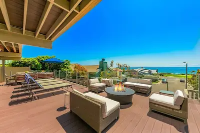 Image de Chelsea House - panoramic ocean views, walk to shops and restaurants