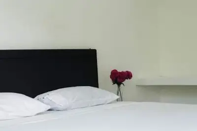 Image de Chambre Privée Avec Lit King Size