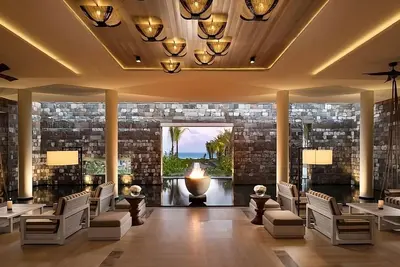 Image de Spacious Good-Value Accommodation! Beachfront, Swimming Pool, Spa, Free Parking!