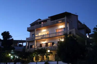 Image de Appartement à Podstrana avec jacuzzi