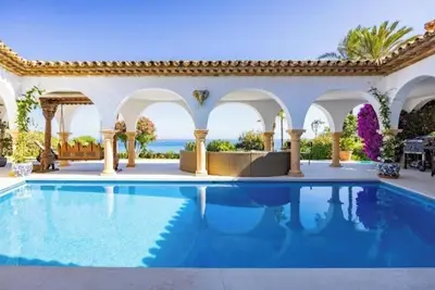 Image de Beautiful Marbella Beach Front Villa