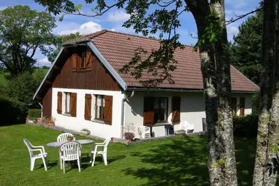 Image de Gîte de la Marandine à Métabief avec jardin