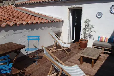 Image de Maison de charme à Saint-Georges-d'Oléron, 8 couchages, proche commerces, cour et terrasse ensoleillée