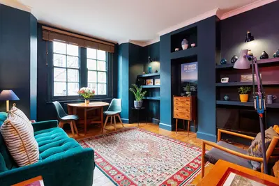 Hoxton Hideaway, by Veeve