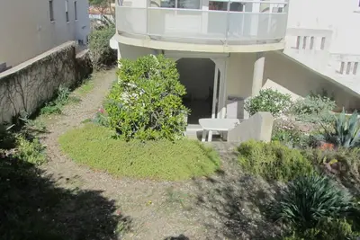 Image de Joli rez de jardin dans maison individuelle sur front de mer