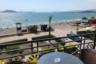 Beachfront penthouse duplex 2 bedroom apartment