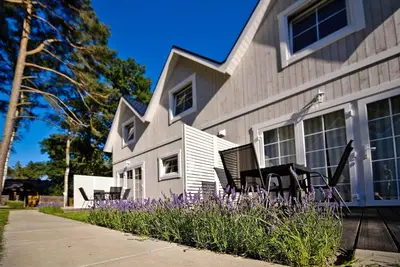 Image de Maison de vacances א Pobierowo avec jardin partagי