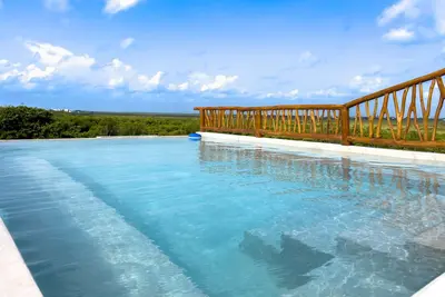 Image de Newly build 2 bedroom, luxury apartment a few steps from beach.