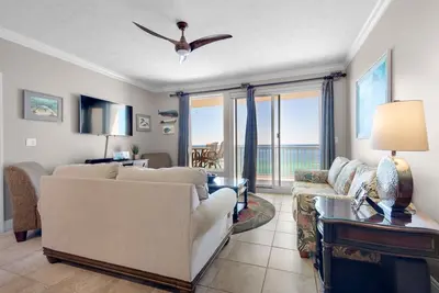 Image de Treasure Island 8th Flr 2br 2ba w/ Beach Chairs Incl.